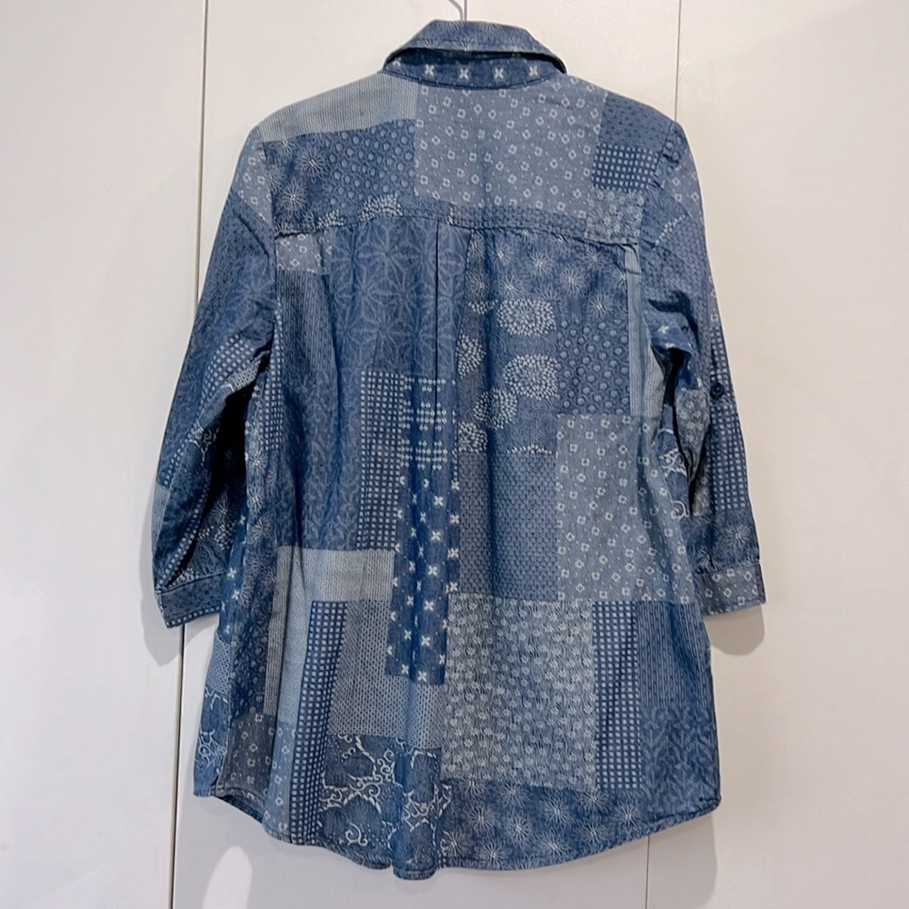 Joan Rivers Button Down Denim Patchwork Print Shi… - image 5
